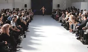 الظلام الفتاة سرا الشد بي بي سي بينما فيلم سكسي مترجم كامل أصدقائه الذهاب