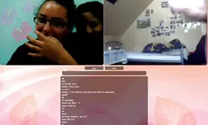 الآسيوية الأم مع كبير فيلم رومانسي سكسي اجنبي الثدي