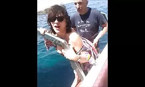 نحن مثل سكسي مترجم كامل الحليب أو ربما لا